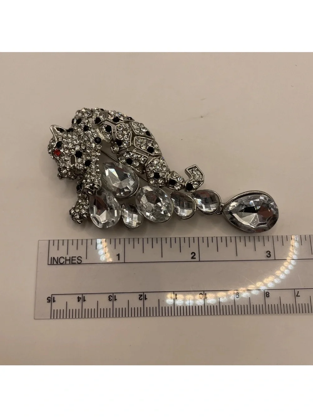 Vintage Brooch pin cat Cougar jaguar cheetah rhinestone